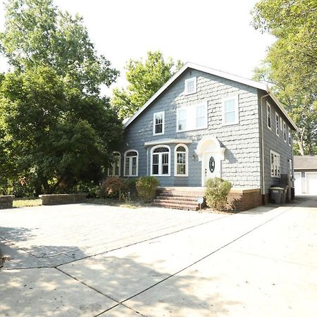 Blue House, Blocks From Ross-Aide, Mackey, Samara House, Birck Golf Complex Villa West Lafayette Bagian luar foto