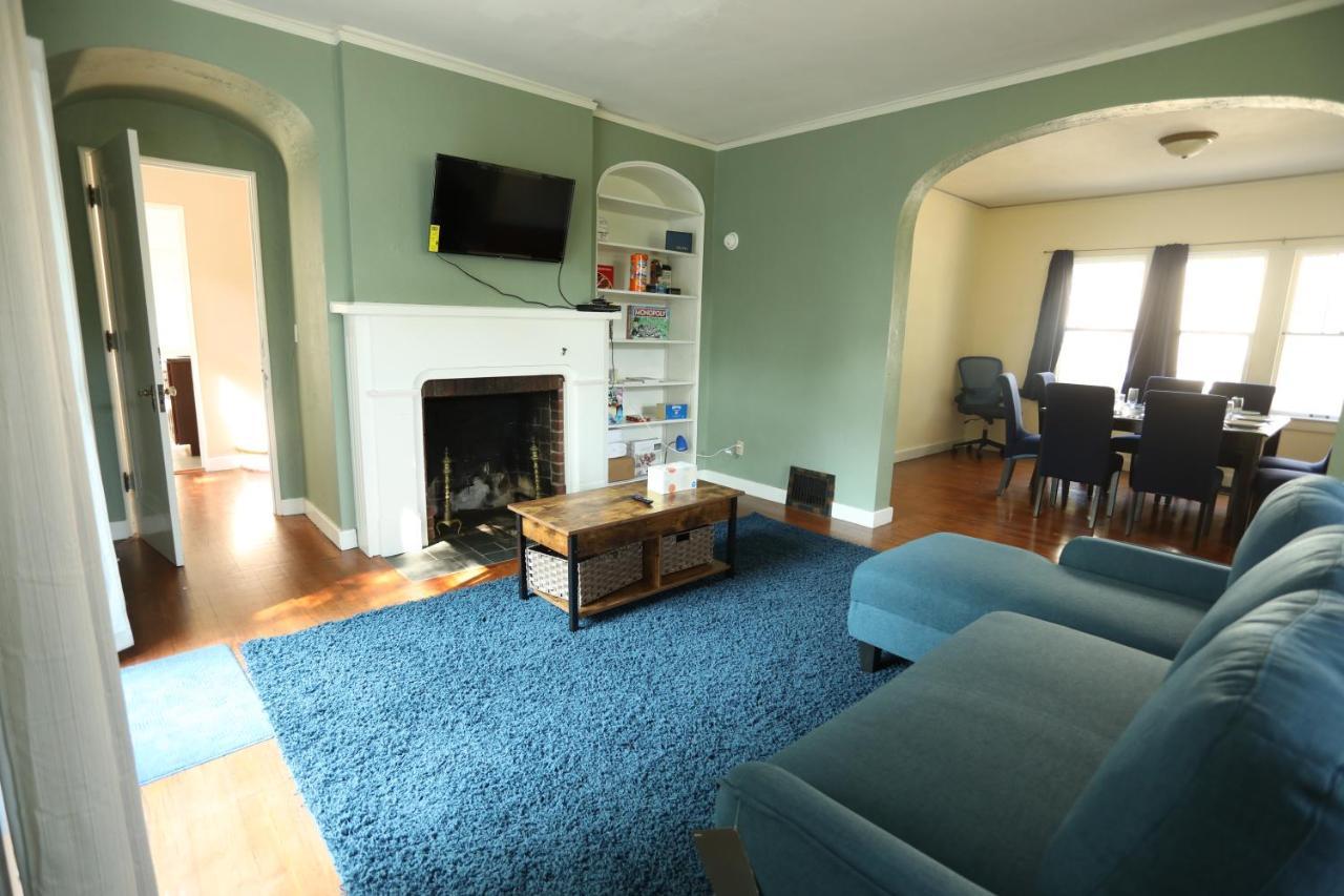 Blue House, Blocks From Ross-Aide, Mackey, Samara House, Birck Golf Complex Villa West Lafayette Bagian luar foto