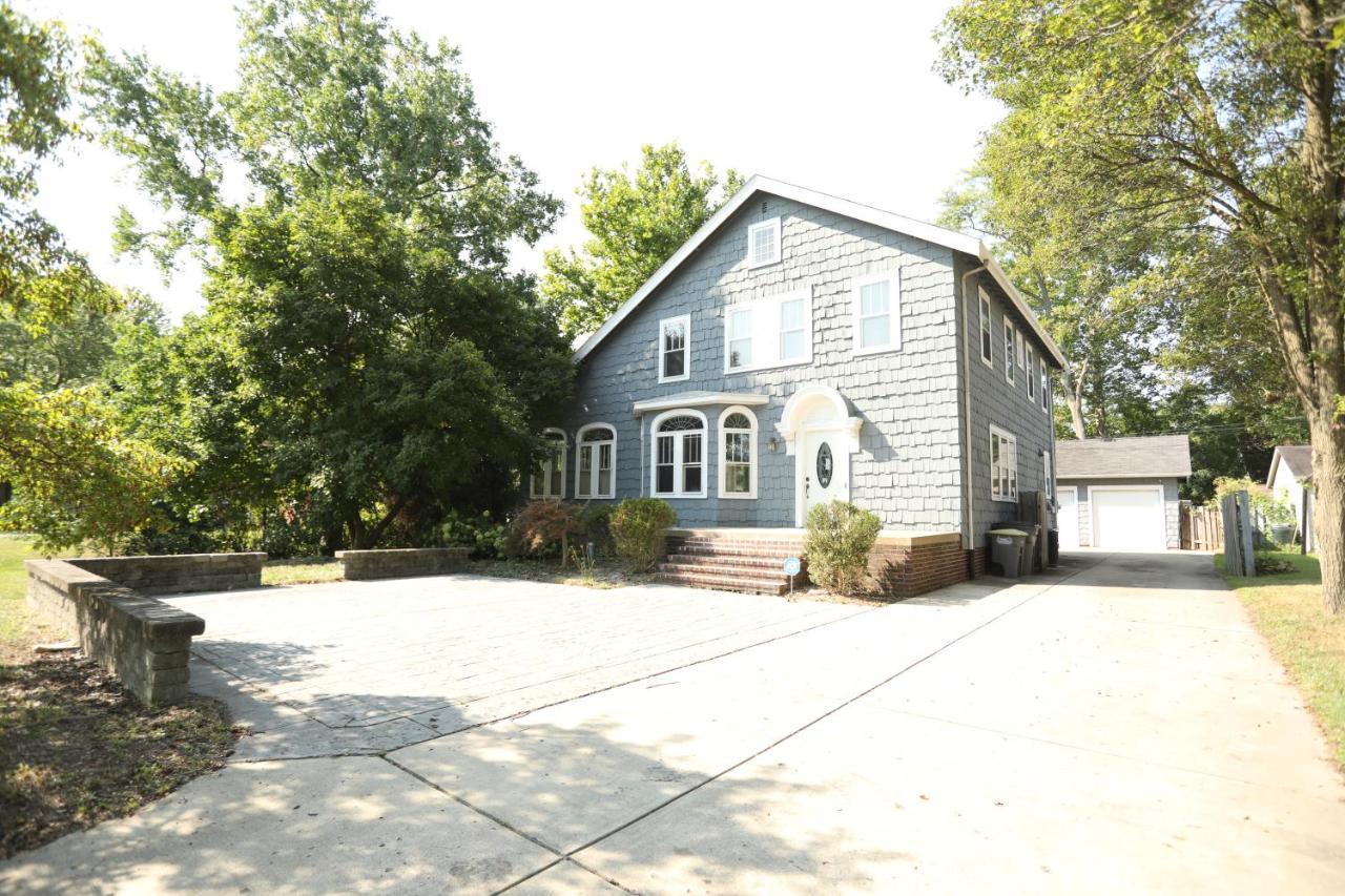 Blue House, Blocks From Ross-Aide, Mackey, Samara House, Birck Golf Complex Villa West Lafayette Bagian luar foto