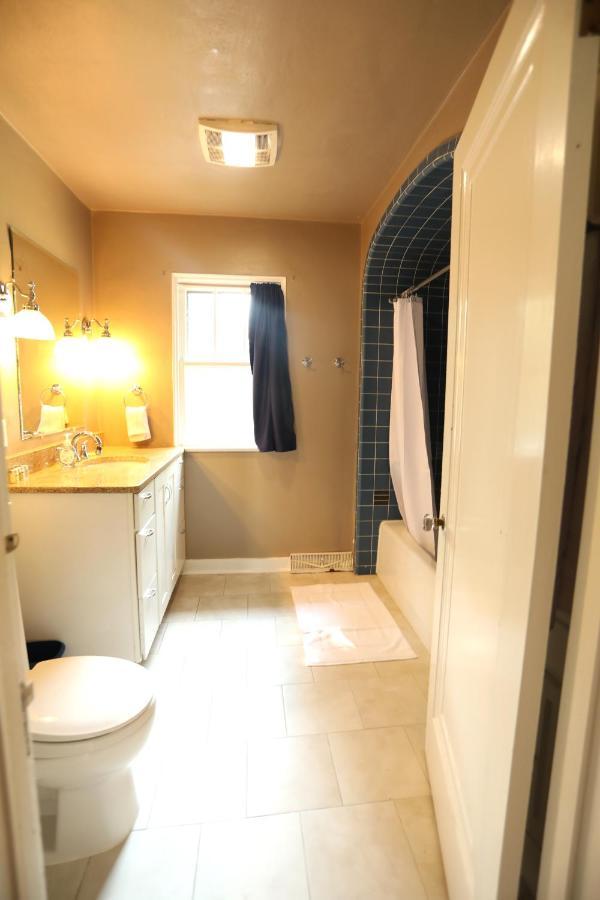 Blue House, Blocks From Ross-Aide, Mackey, Samara House, Birck Golf Complex Villa West Lafayette Bagian luar foto